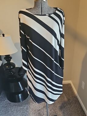 R&K Black And White Striped Tunic Dress